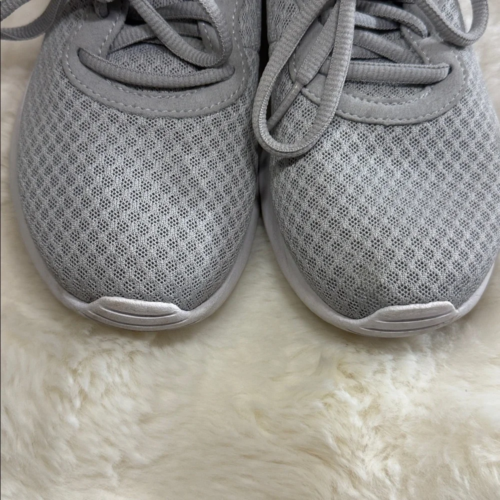 Nike Tanjun Light Gray Sneakers - Picture 7 of 10